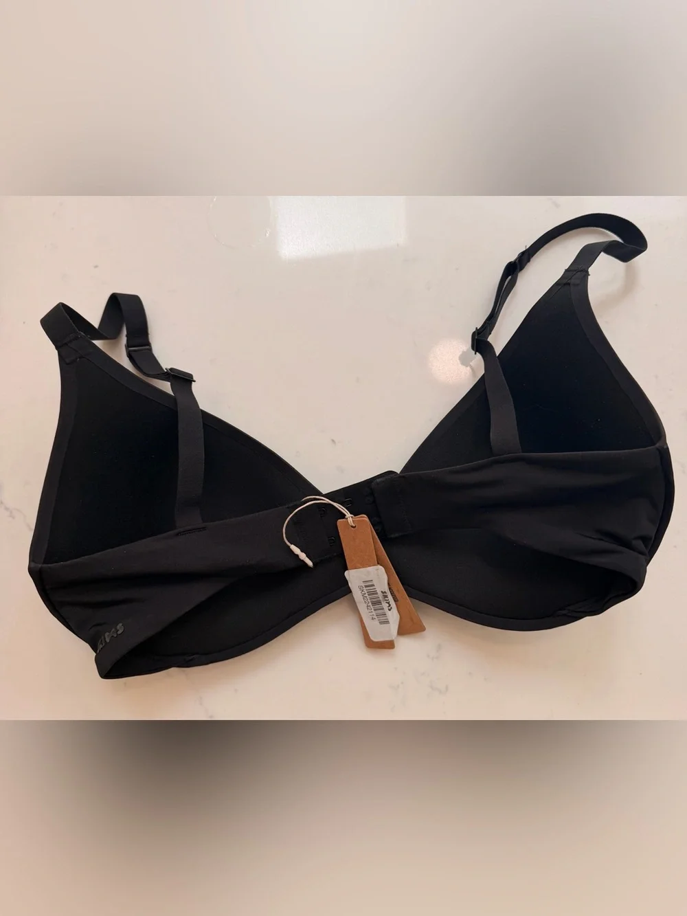 SKIMS Wireless plunge Push Up Bra in onyx size 34DD NWT